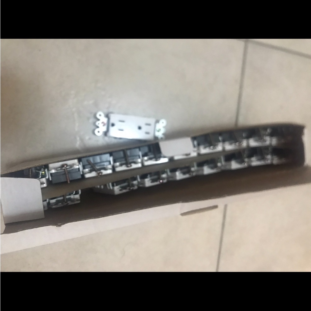 Outlet socket 20 pieces